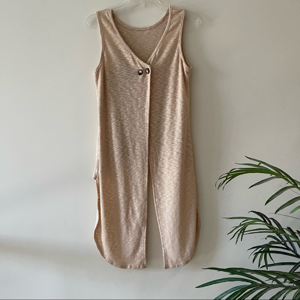 Beige Heathered high Low Sleeveless Scoop Neck Blouse